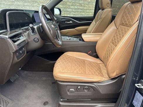 Used 2021 Cadillac Escalade Sport w/ Driver Assist Tech Package image 9