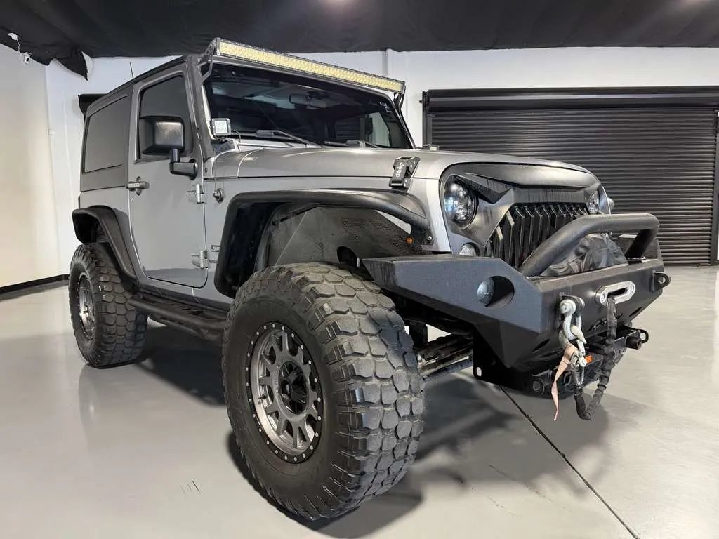Used 2018 Jeep Wrangler Sport AWD/4WD image 28