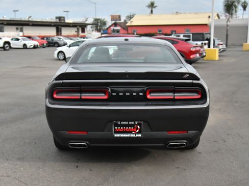 Used 2023 Dodge Challenger GT image 7