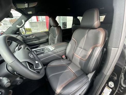 New 2026 Nissan Armada SL w/ Captain's Chari Seat Package image 11