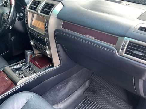 Used 2017 Lexus GX 460 Luxury image 20