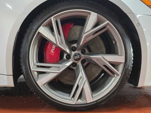 Used 2021 Audi RS 6 image 9