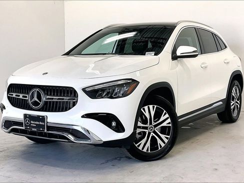 New 2026 Mercedes-Benz GLA 250 4MATIC image 2