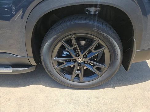 Used 2026 Toyota Grand Highlander AWD image 9