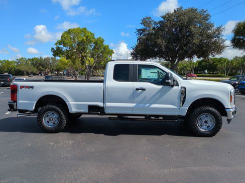 New 2026 Ford F350 XL w/ 360-Degree Camera Package AWD/4WD image 3