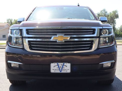 Used 2020 Chevrolet Suburban Premier AWD/4WD image 13