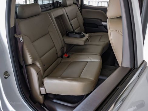 Used 2018 Chevrolet Silverado 2500 LTZ w/ Duramax Plus Package image 33