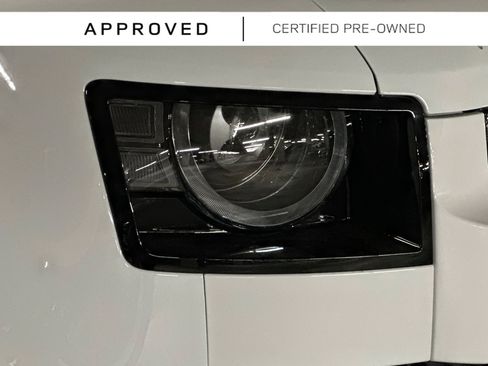 Used 2025 Land Rover Defender 130 X-Dynamic SE AWD/4WD image 11
