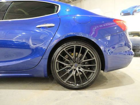 Used 2019 Maserati Ghibli S GranSport image 7