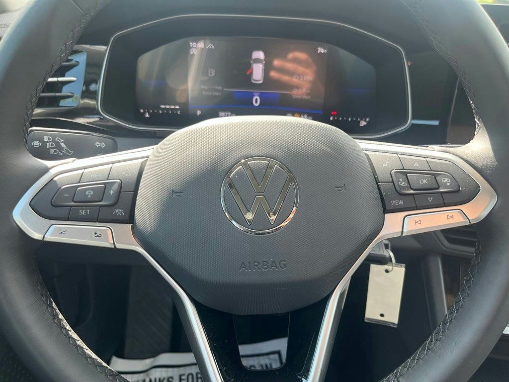 Certified 2025 Volkswagen Jetta S FWD image 22