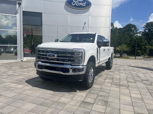 New 2026 Ford F350 Lariat w/ Lariat Ultimate Package AWD/4WD image 2
