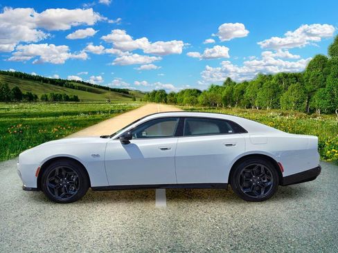 New 2026 Dodge Charger R/T AWD/4WD image 3