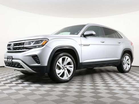 Used 2020 Volkswagen Atlas Cross Sport SEL image 1