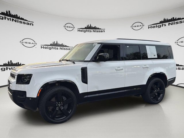Used 2024 Land Rover Defender 130 X-Dynamic SE AWD/4WD image 2