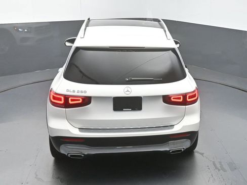 Used 2020 Mercedes-Benz GLB 250 GLB 250 w/ Premium Package image 47