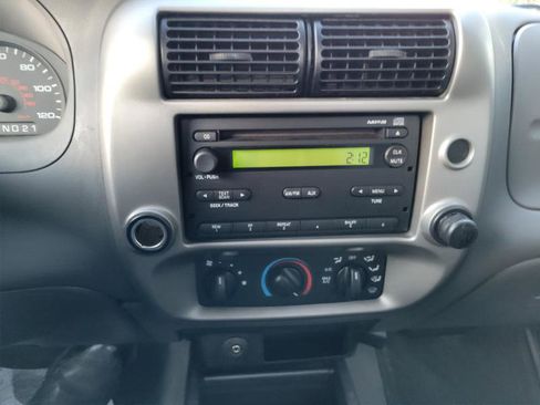 Used 2009 Ford Ranger XLT image 10