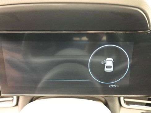 Used 2025 Hyundai Elantra SEL FWD image 11