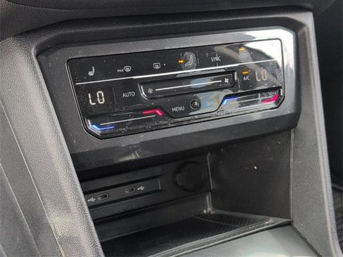Certified 2023 Volkswagen Tiguan SE image 23