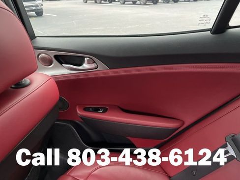 Used 2020 Kia Stinger GT2 image 16