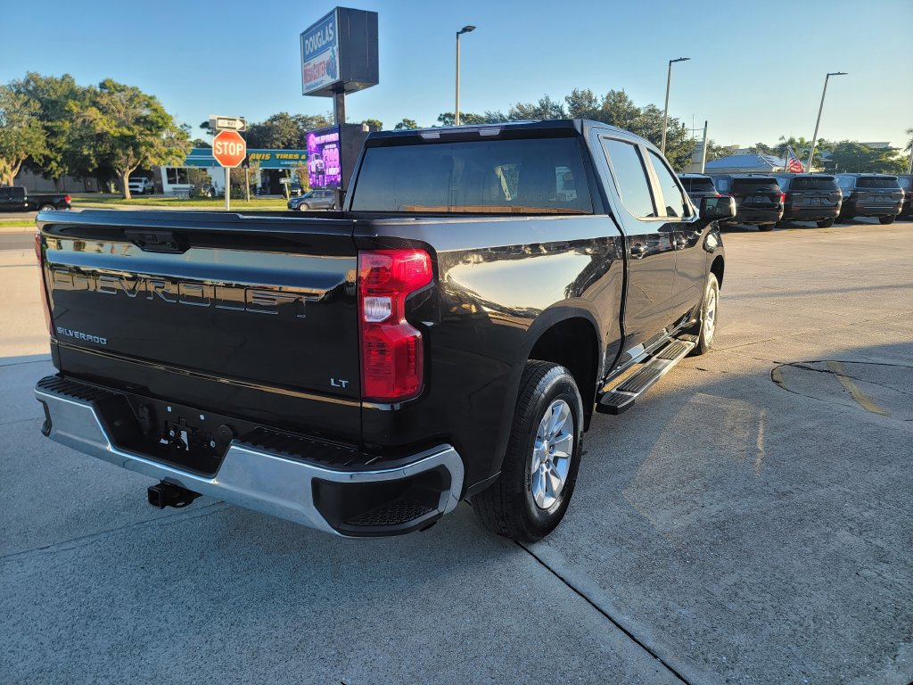 Used 2023 Chevrolet Silverado 1500 LT RWD image 5