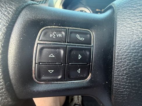 Used 2017 RAM 1500 Express AWD/4WD image 20