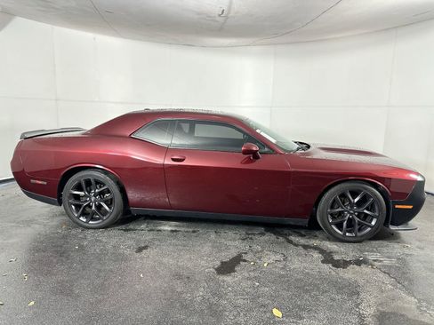 Used 2022 Dodge Challenger GT w/ Blacktop Package image 13