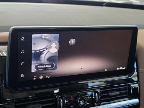 New 2026 Nissan Pathfinder Platinum AWD/4WD image 26