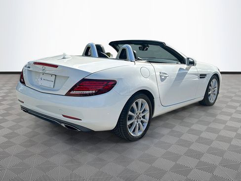 Used 2019 Mercedes-Benz SLC 300 image 7