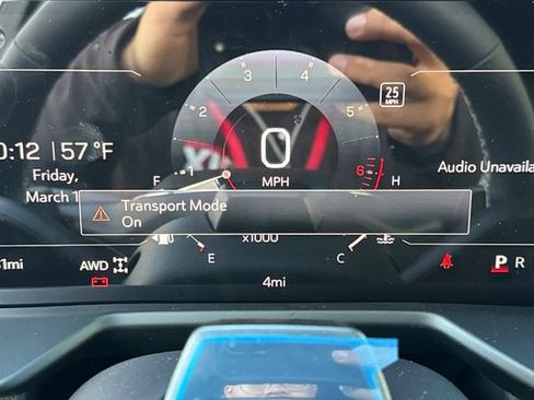 New 2026 GMC Acadia Denali w/ Super Cruise Package AWD/4WD image 32