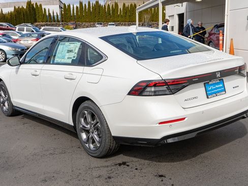 New 2025 Honda Accord EX-L image 8