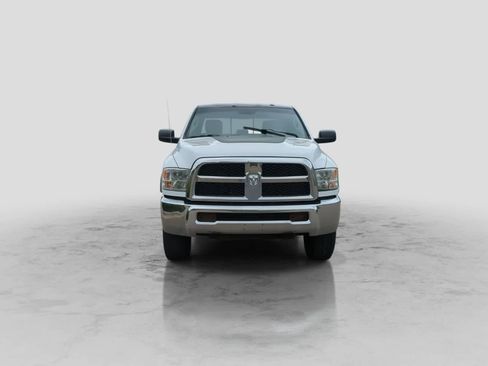 Used 2014 RAM 2500 SLT AWD/4WD image 3