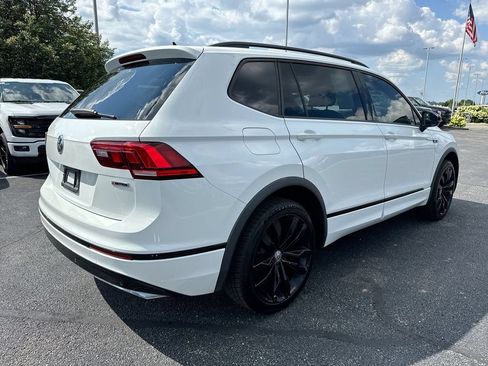 Used 2021 Volkswagen Tiguan SE AWD/4WD image 11