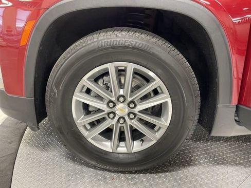 Used 2022 Chevrolet Traverse LT image 10