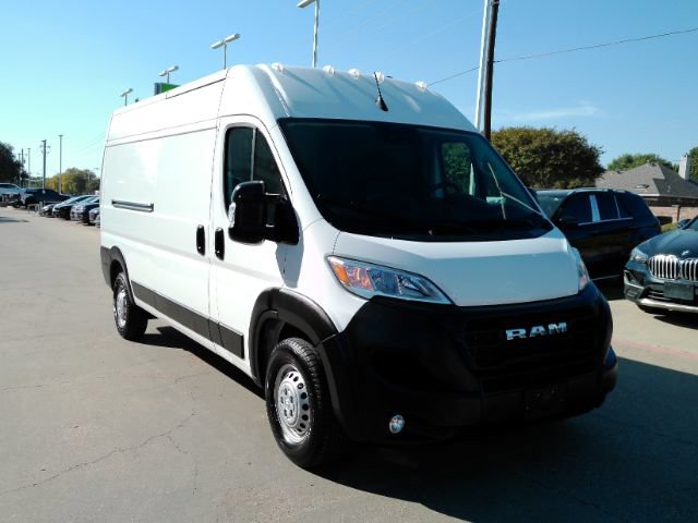 Used 2025 RAM ProMaster 2500 w/ Convenience Group FWD image 3