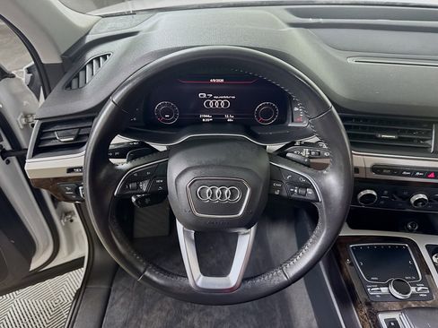 Used 2019 Audi Q7 2.0T Premium w/ Cold Weather Package image 15