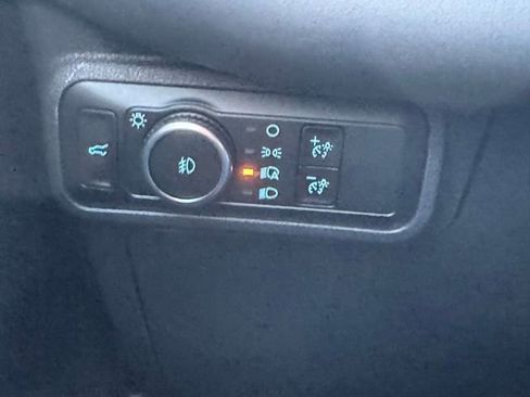 New 2026 Ford Explorer Active w/ Active Comfort Package image 28