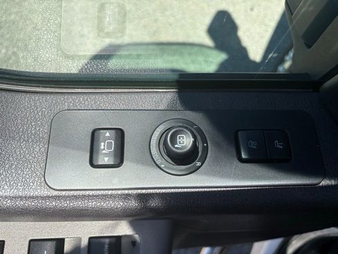 Used 2016 Ford F350 Lariat w/ Lariat Ultimate Package AWD/4WD image 15