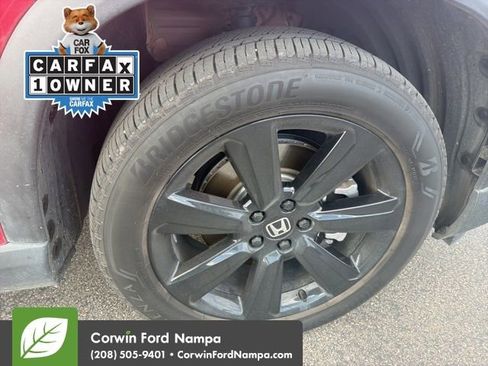 Used 2025 Honda Pilot Black Edition image 11