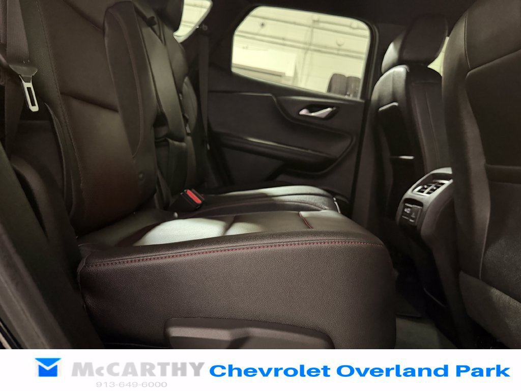 Used 2022 Chevrolet Blazer RS w/ Enhanced Convenience Package FWD image 32
