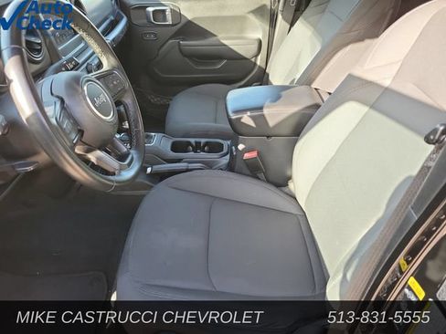 Used 2022 Jeep Wrangler Unlimited Sport AWD/4WD image 23