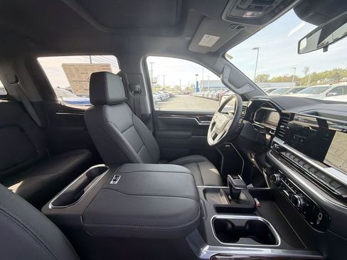 New 2026 GMC Sierra 1500 Elevation w/ Elevation Premium Package AWD/4WD image 15