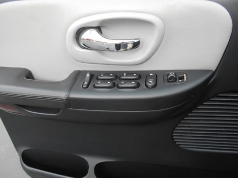 Used 2003 Ford F150 Harley-Davidson image 5