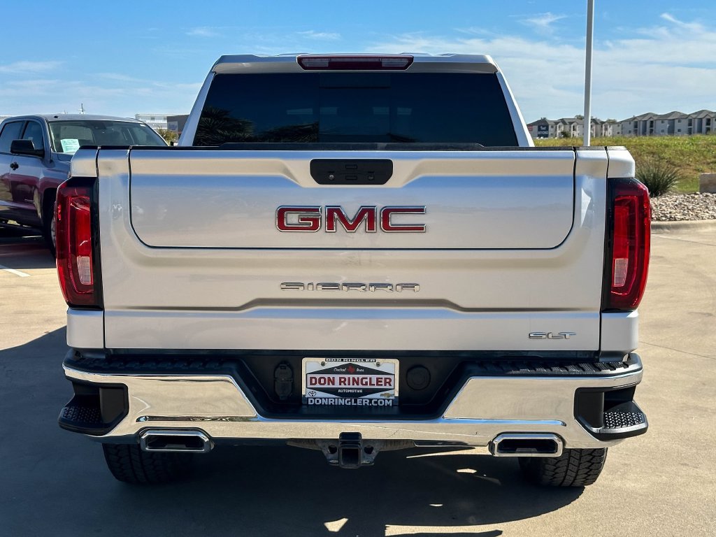 Used 2021 GMC Sierra 1500 SLT AWD/4WD image 4