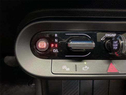 Certified 2025 MINI Cooper S image 26