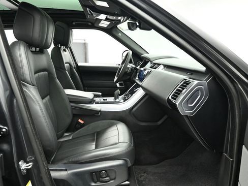 Used 2020 Land Rover Range Rover Sport HST image 23