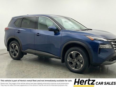 Used 2025 Nissan Rogue SV FWD image 1