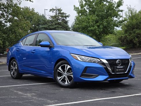 Used 2023 Nissan Sentra SV FWD image 2