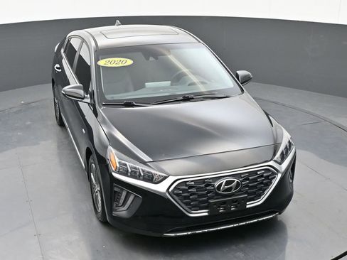 Used 2020 Hyundai Ioniq Limited image 34