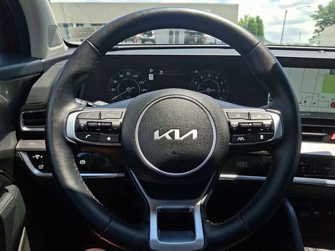 Used 2024 Kia Sportage SX AWD/4WD image 20