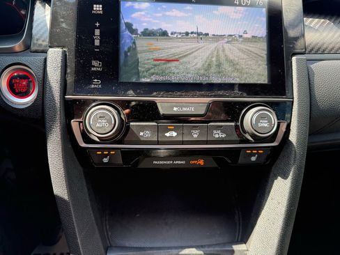 Used 2018 Honda Civic Si image 12